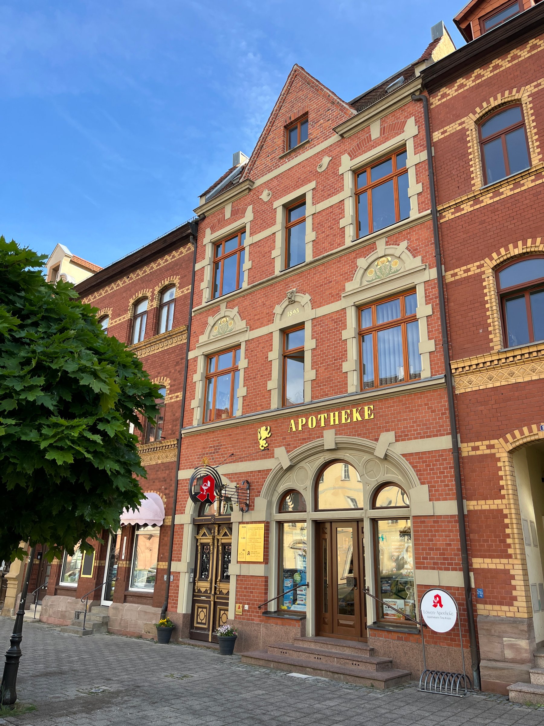Die Löwen-Apotheke Kahla am Markt 8